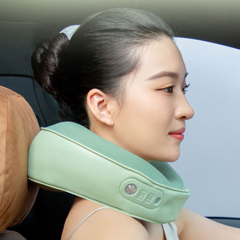 U Gối mát massage cổ rung động